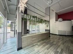 Crystal Court (D10), Retail #591799011